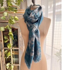 Eileen Fisher Tie-Dye Wrap Travel Scarf Blue Hand Dyed Silk 80”